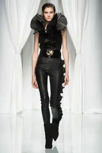 emanuelungaro2017春夏巴黎时装周时装秀精选图片第二辑