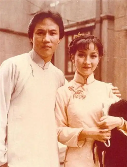 黄元申在早年因为出演霍元甲一角而迅速走红,广受网友们赞誉为"一代