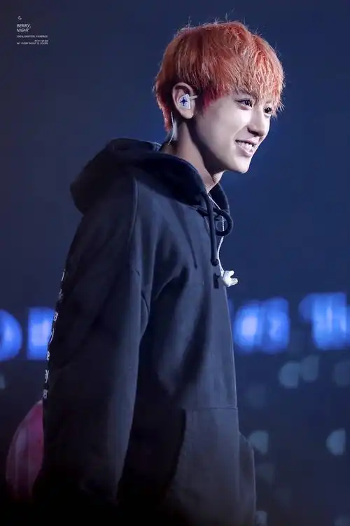 朴灿烈# #chan yeol# #real__pcy# #exo# #壁纸 背景 头像