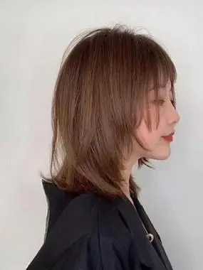 女生剪完会变土气的可能性很多,所以有时候换发型不好看并不是你的错