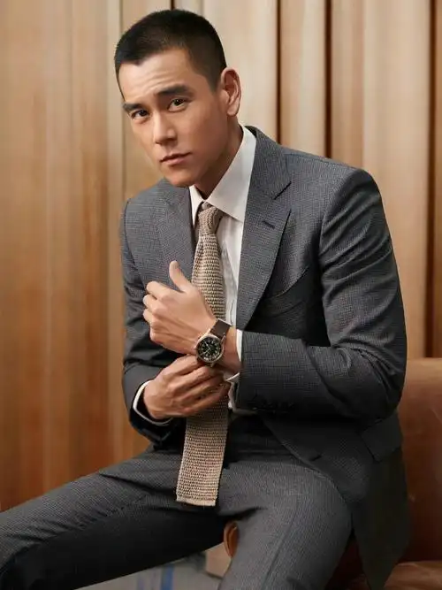 自律男神彭于晏366