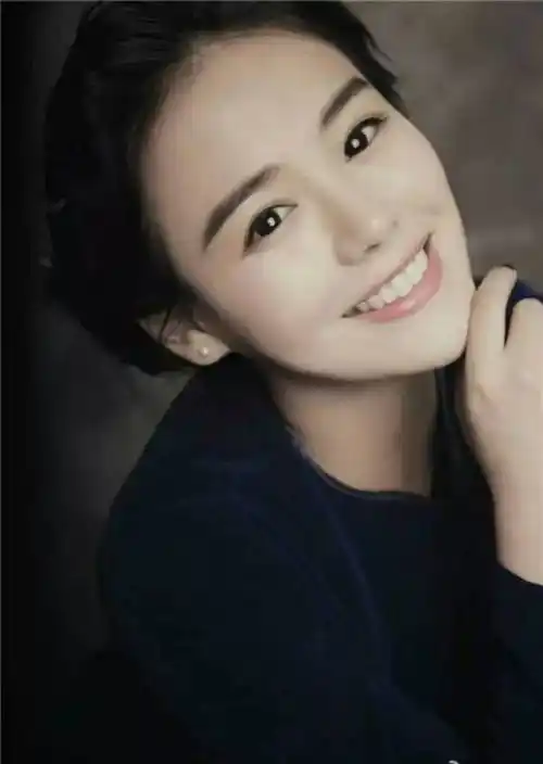 爱笑的女孩最美,当红小花微笑大盘点,谁才是笑得最美的那一个?