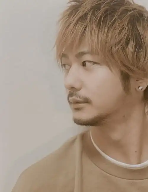 日本男演员少见的胡须模样:谁是"最强反差王"!_胡子