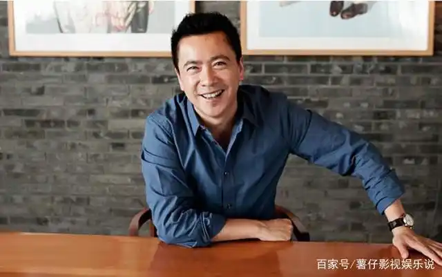 华谊兄弟传媒公司的老板是王中军和王中磊两兄弟.