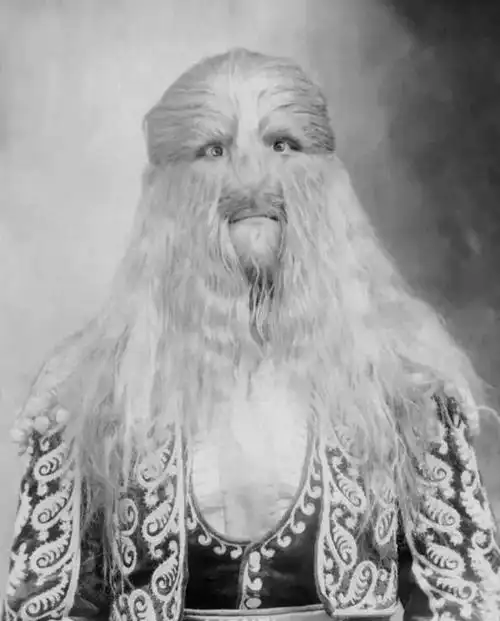 17张诡异照片,3看懂才恐怖,5密恐症者慎看