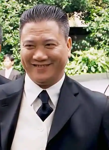 经典大背头大哥万梓良早已不做大哥好多年