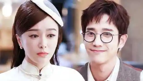 秦岚刘以豪偶像剧ep02:甜宠剧导演反被套路?