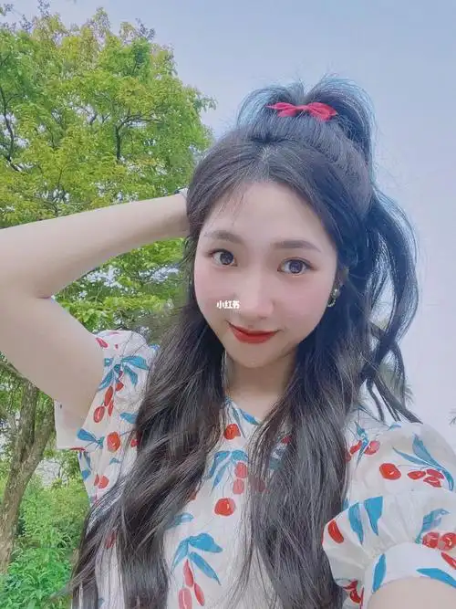 今日发型69半扎高马尾