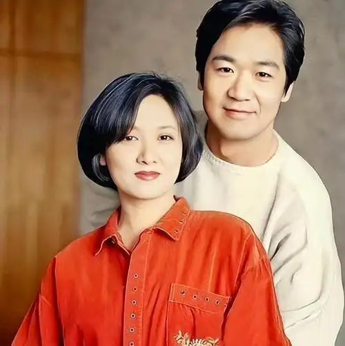 有一种"算计"叫邓婕,终于明白她为何不生孩子也要嫁给张国立