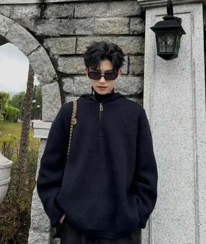 男明星发型分享 泰酷辣! 蔡徐坤中分夹板烫 王嘉尔背头 寸头 - 抖音