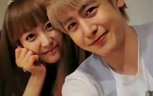 宋茜尼坤第一次见面