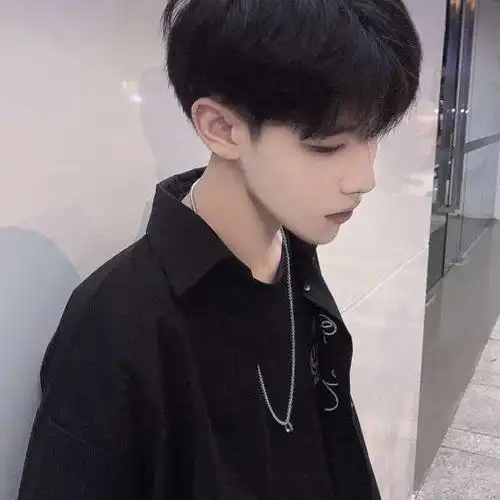 煜●优质高冷男头●哥哥不赞 巨蟒减半._男生头像_我要个性网