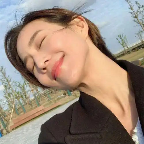 微信头像张钧甯