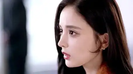 古力娜扎侧颜好美