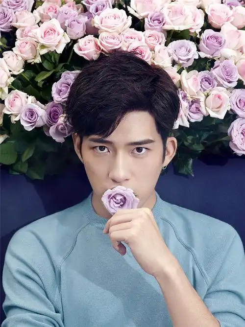 井柏然15日见面会取消 为天津塘沽祈福