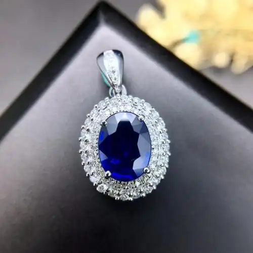 18k金镶天然蓝宝石吊坠