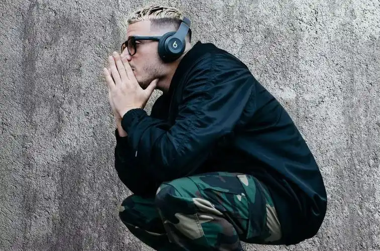 dj snake ‖ 俯瞰台下万千粉丝,曾经也是街头常鳞凡介