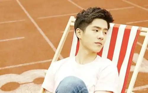 等了4年,520前夕《双生》终上映:18岁的刘昊然,到底有多厉害?