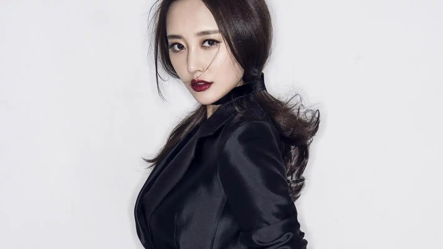 美女明星李纯时尚写真桌面壁纸下载高清大图预览1920x1080_大陆明星