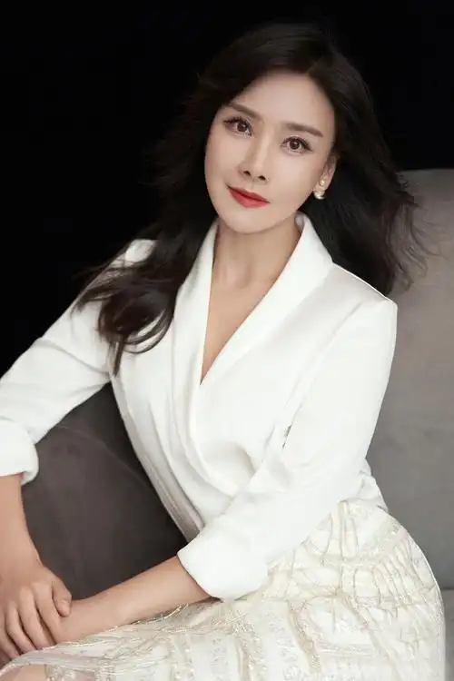 "影后"何琳:最美的角色是儿媳妇_吴兵