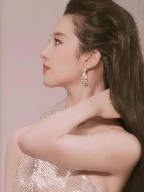 好爱天仙的侧颜01分享收藏060815.logo#刘亦菲