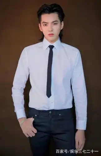 白衬衣是检验男神的唯一标准,吴亦凡,杨洋,王俊凯谁是你的男神