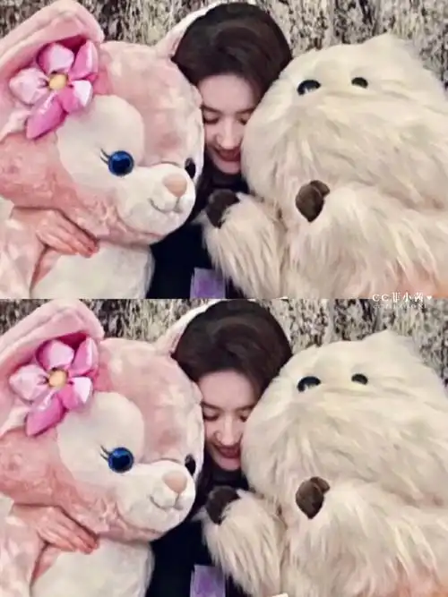 刘亦菲晒九宫格生日随拍##刘亦菲晒九宫格庆生照##刘亦菲825生日快乐