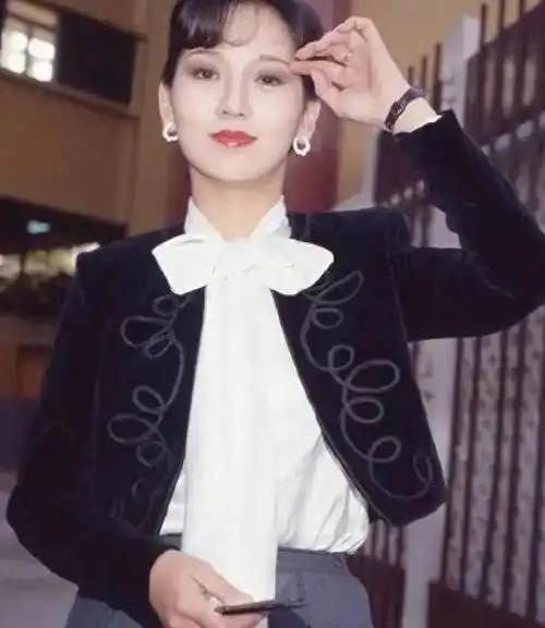 不老女神都是假的离开化妆和精修后生图状态一言难尽