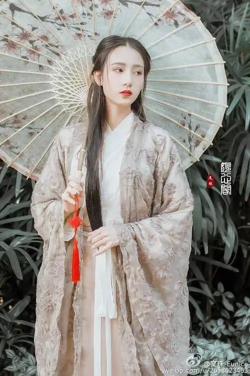 男方知道女孩怀孕后不给彩礼,女孩气不过打胎,男孩知道后殉情