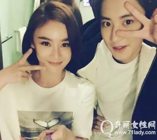 朴灿烈袁姗姗对唱 和袁姗姗同框吻照曝光非常甜蜜疑假戏真做