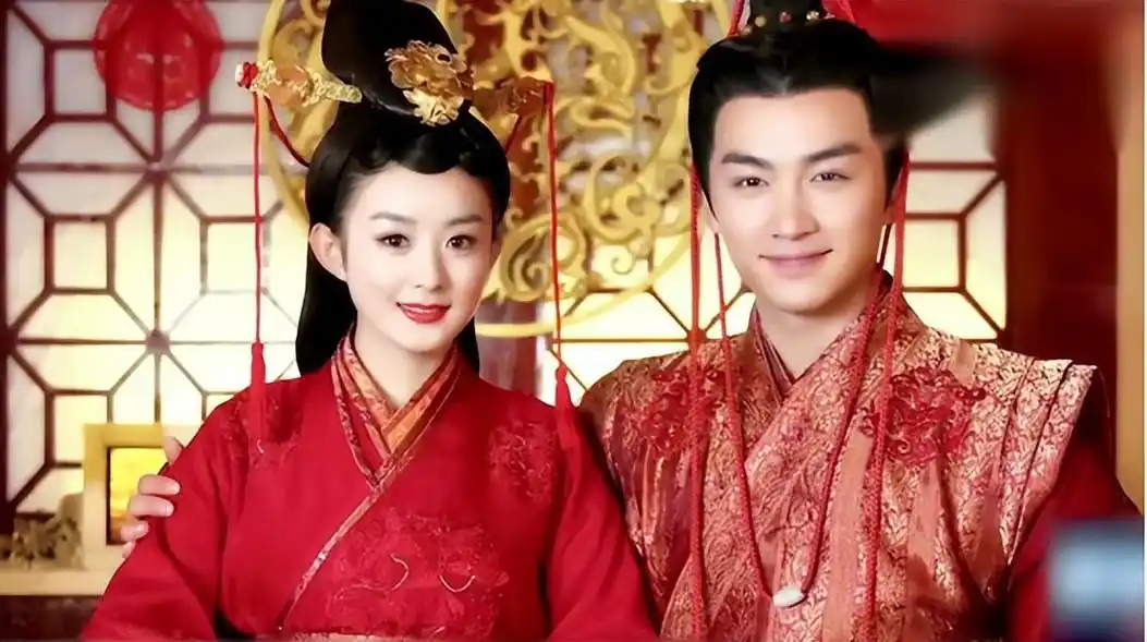 但奈何,陈晓和赵丽颖却始终未曾站出给这段恋情一个名分.