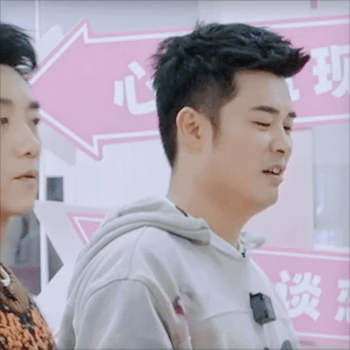 陈赫是胖的好厚一块了怎么能做到身高体重一样181的啊