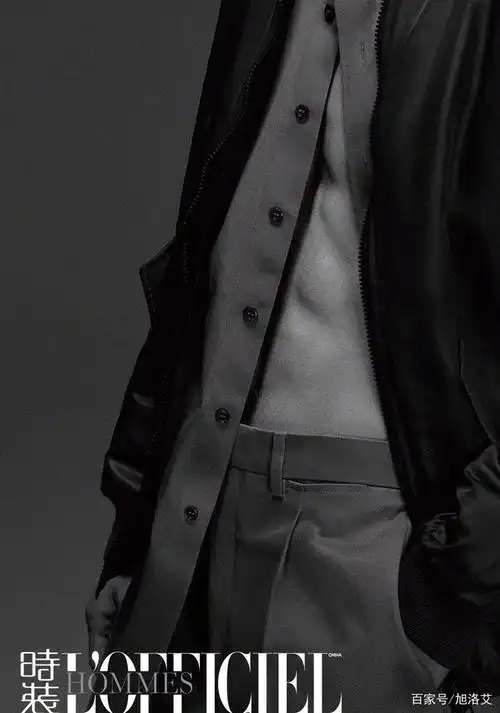 王一博,时装男士3月封面,有腹肌照!