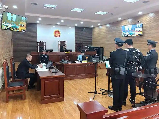 新闻中心 法院动态       虎林法院稳步推进轻刑快审工作,减少犯罪