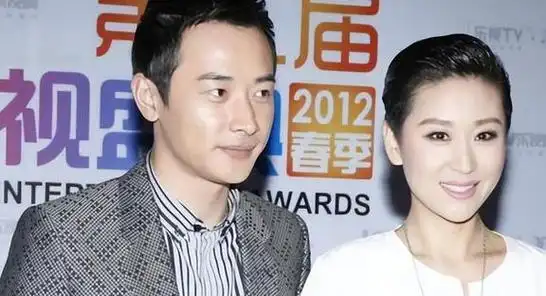 2013年,罗晋拿20万给苗圃父亲治疗,对方却嫁给了大21岁百亿富豪