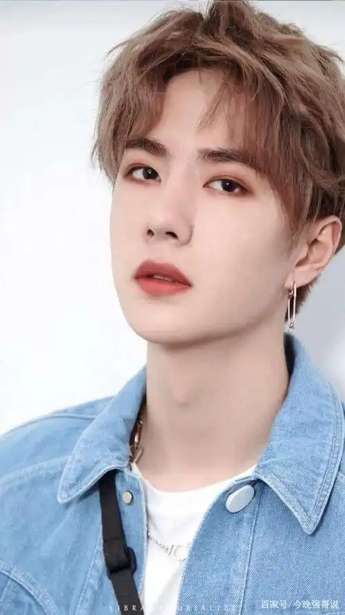 花样美男王一博帅照合集