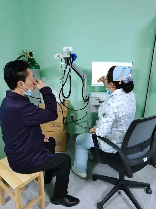 写美篇肺功能检测前的注意事项 1,肺功能检查前不需要空腹,可正常进食