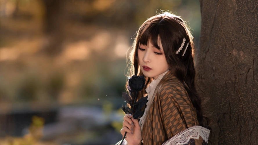 复古少女林间唯美灵动写真,高清壁纸图片,大陆美女-回车桌面