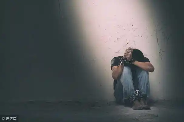 生活本就多灾多难,痛苦的不止你一个,走出绝望,成就自己!