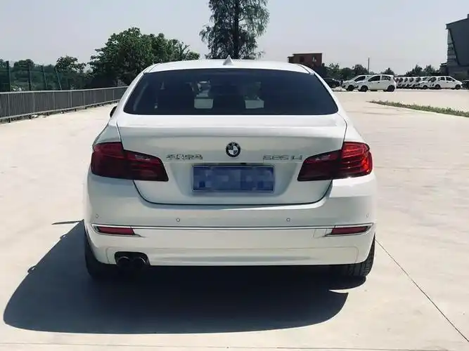 【宁波】2017年6月 宝马 宝马5系 2017款 525li 豪华设计套装 自动档