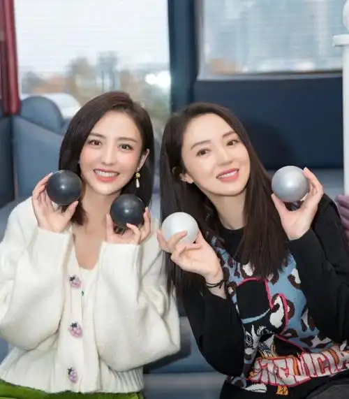 网易首页>网易号>正文申请入驻> 佟丽娅的好友董璇,同样也适用这句话.