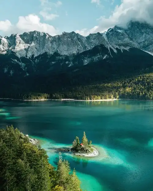 招财进宝人兴财旺 - 图虫