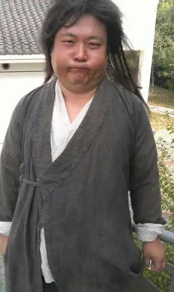 江南四大才子骆佳出演搞笑小人物