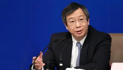 央行行长易纲亮相博鳌