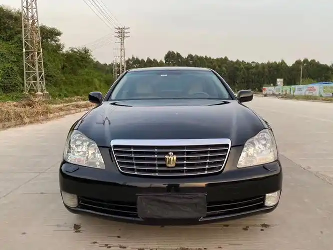 我钟爱的情怀车型丰田老皇冠