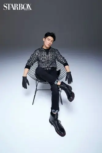 李泽锋帅气百变时尚写真大片29