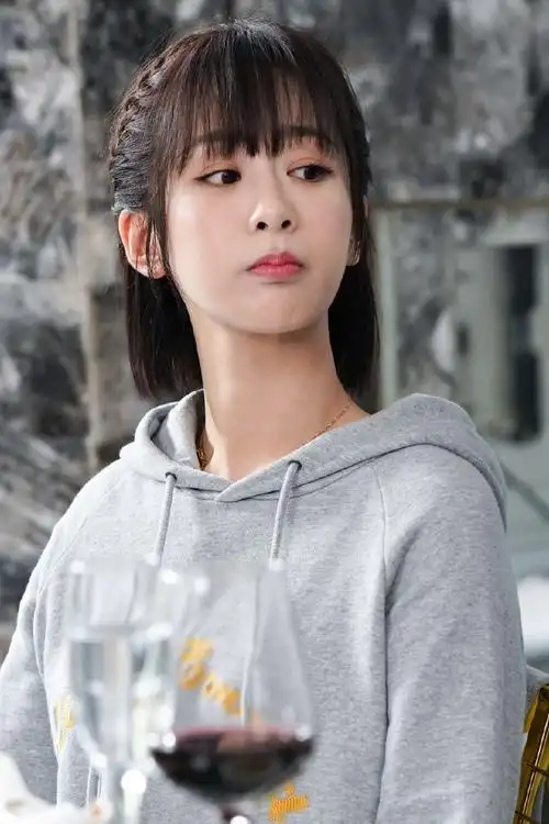 『亲爱的热爱的』佟年♀杨紫