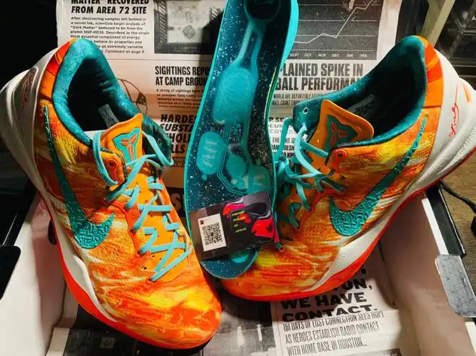 全新原盒 收藏品相#科比  #怀念科比  #我们的科比  #致敬科比  #球鞋