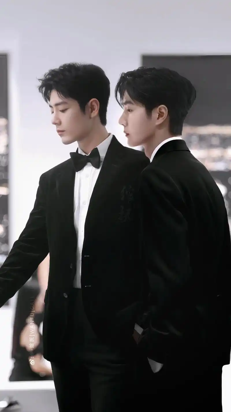 肖战王一博双人壁纸 - 抖音