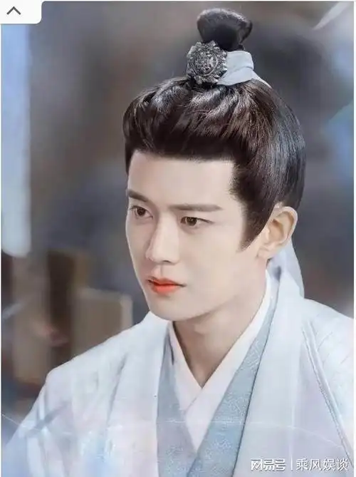 5年过去任嘉伦再也不是当初的自己新剧开播观众乐倒一大片